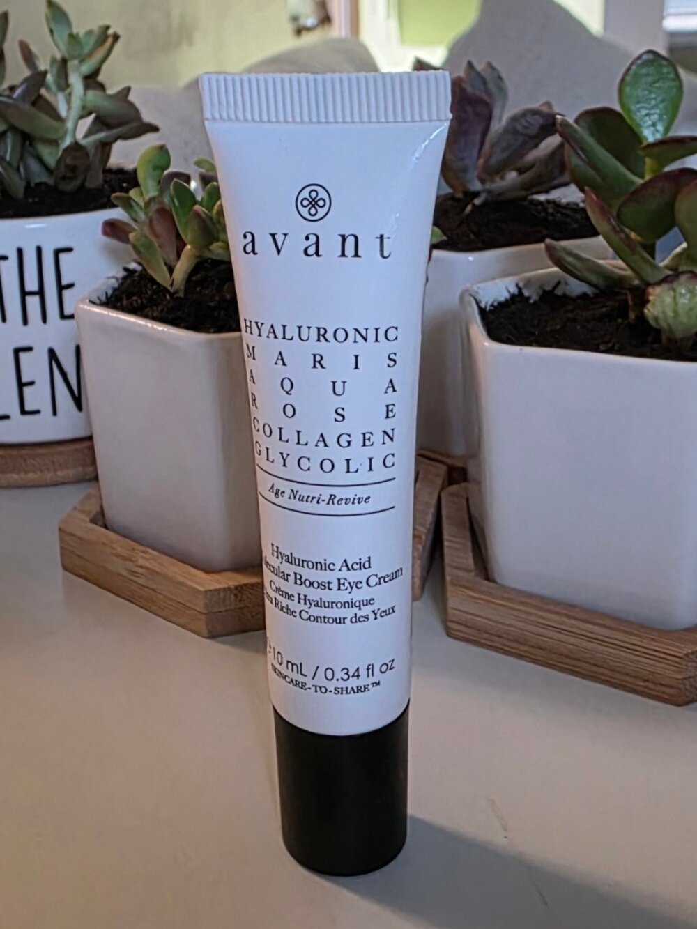 Avant Hyaluronic Acid Molecular Boost Eye Cream